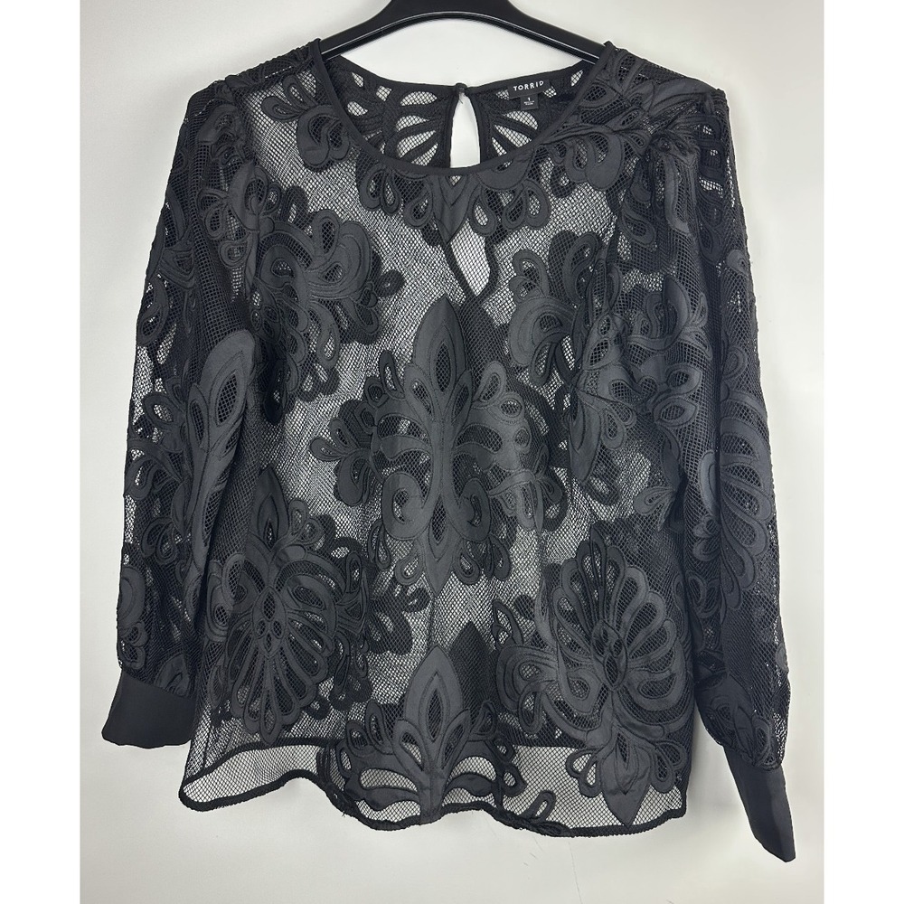 Torrid Mesh With Embroidery Long Sleeve Blouse Sheer Top Keyhole Plus Size 1 1X - Picture 11 of 12